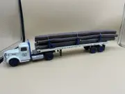 Corgi Heavy Haulers Mack LJ Logger Litefoot Logging Of Republic WA 1:50 Scale