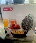Dash Mini Waffle Maker in Aqua