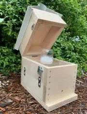 Honey Jar Hinged Beehive OATH Box Stingless Australian Native Bee Hive White Lid