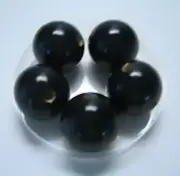 CARBON ATOMS / ADVANCED MOLECULAR MODEL