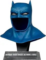 McFarlane Toys DC - Batman Cowl (Dark Knight Returns) 1:3 Prop Replica