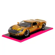 Jada 1:24 Scale Pink Slips 2005 Ford GT Gold Diecast Vehicle