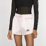 【H.Y SPORT】NIKE SPORTSWEAR AIR SATIN 女款緞質運動短褲 粉色 BV4630-682
