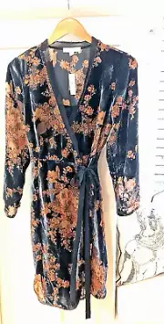 NWT Anthropologie eri + ali Enya Wrap Dress Navy Velvet Burnout Size M