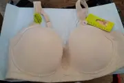 Vanity Fair Full-Figure Wireless Sports Bra 71500 Damask Neutral 38D NWT