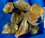 Libyan Desert Glass Meteorite Tektite impact specimen( 2000 ct)Medium Gem Lot#40