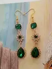NEW STUNNING NEW GOLD TONE GREEN CRYSTAL HOOK DROP DANGLE STATEMENT EARRINGS AU