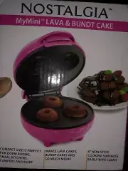 Nostalgia Brand MyMini Bundt Cake Maker Pink New In Box Lava Cakes Donuts