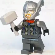 Marvel Super Heroes LEGO® Thor with Helmet & Hammer Avengers Minifigure 76169