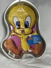 Wilton Tweety Bird Cake Pan Baking Mold 1998 Warner Bros Looney Tunes Vintage