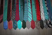 LOT 25 VINTAGE 80s MENS SILK NECK TIES ISACO GORDON STEWART HENRY AMIES RARE NEW