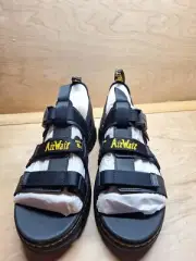 dr. martens pearson sandels uk 12 us 13
