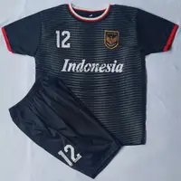 在飛比找蝦皮購物優惠-Hitam Football JERSEY 套裝兒童印尼國家