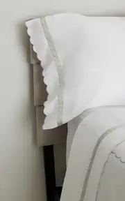 [Los Encajeros] Europa Satin King Top Sheet