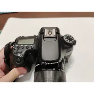 現貨-canon 70d，caonn eos 70d單眼數位相機，含18-55變焦鏡頭，外觀新