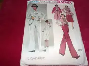 VOGUE AMERICAN DESIGNER Calvin Klein #1369 - LADIES WARDROBE PATTERN 8 FF