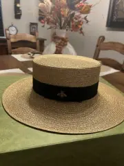 Gucci Bee w/ tags LAMÉ PAPIER HAT retail $630