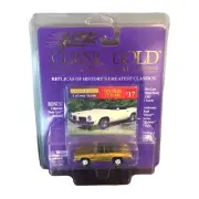 Johnny Lightning Classic Gold Collection 1974 Olds Cutlass #17 403-01