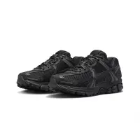 在飛比找博客來優惠-Nike Zoom Vomero 5 Triple Blac