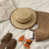 在飛比找樂天市場購物網優惠-草帽 法式小香平頂麥稈草帽女夏季海邊沙灘度假巴拿馬遮陽防曬草