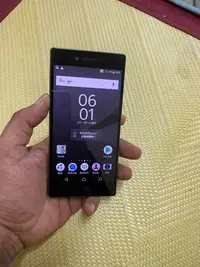 在飛比找Yahoo!奇摩拍賣優惠-SONY Xperia Z5 Premium (E6853)