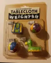 Boston Warehouse 4 Tablecloth Weights Beach Bag,Horse Pool Floats,2 Beachballs