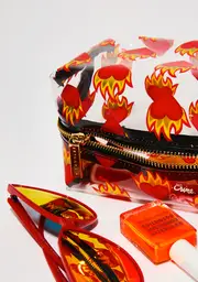 [Skinnydip] Flaming Heart Make Up Bag