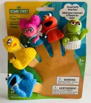 Sesame Street Bath Time Finger Puppet - Set of 5 Finger Puppets