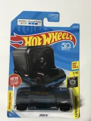 (1) HOT WHEELS 2018 M/L #242/365 ZOOM - IN 7/10 Experimentors Go Pro