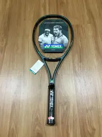 在飛比找樂天市場購物網優惠-Yonex V-Core Pro 97 專業網球拍 (消光綠