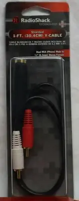 RADIO SHACK 4202548 1-FT Y -CABLE DUEL RCA MALE TO 1/4" STEREO FEMALE. G77