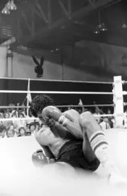 Yaqui Lopez Lays On The Canvas Knocked Down Matthew Saad 1980 Old Boxing Photo