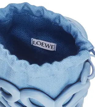 LOEWE 小水桶斜背包 新上市 NEW IN Anagram inflated pocket in light foam rubber