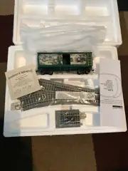 Thomas Kinkade's Christmas Express St Nicholas Circle Box Car 61