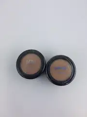 x2 Jane. Eye Zing Super Smooth Shadow 22 Goldie Looks