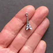 10 Eiffel Tower Charms Antique Silver Tone 3D Great Detail - SC801