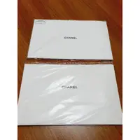 在飛比找蝦皮購物優惠-名牌精品專櫃 正品 CHANEL 香奈兒 包包配件 擦拭布 