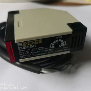 滬工反射式光電開關E3JK-R4M1 DS30M1傳感器 AC220V DC24V DC12V