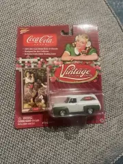 Johnny Lightning Coca Cola Vintage Collectors Edition 1955 Ford Panel Van