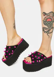 [Widow] Hottie Leave Me Alone Studded Sandals