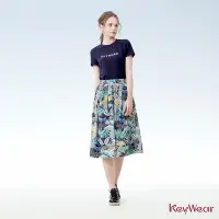 在飛比找Yahoo奇摩購物中心優惠-KeyWear奇威名品 夏日趣味印花長裙-深藍色