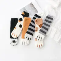 在飛比找蝦皮購物優惠-秋冬加絨加厚珊瑚絨襪子 保暖女襪子卡通可愛貓爪珊瑚絨睡眠襪傢