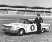 Dan Gurney Driving His Lafayette Ford Daytona 500 1963 Old Photo