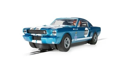 Scalextric 560004517 - 1:3 2 Shelby MUSTANG GT350 Kenelly HD - New