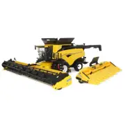 ERTL 1/32 New Holland CR9.90 Combine with 2 Heads Prestige Collection 13973