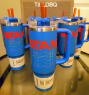 Stanley AZURE REVERB (Blue) 30 oz Quencher H2.0 FlowState Tumbler [IN HAND]