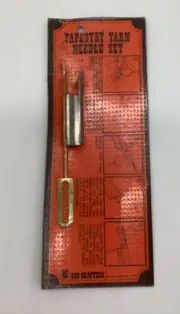 New Vintage Rug Crafters Tapestry Yarn Needle Set