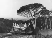 home of the Imperialist Cecil John Rhodes which he bequeathed to t- Old Photo