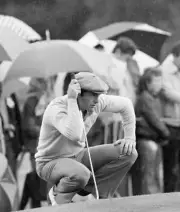 Jerry Pate Representing The Usa Lines Up A Putt 1981 Golf Old Photo 1