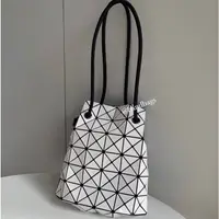 在飛比找蝦皮購物優惠-二手精品 全新真品 ISSEY MIYAKE 三宅一生 Ba